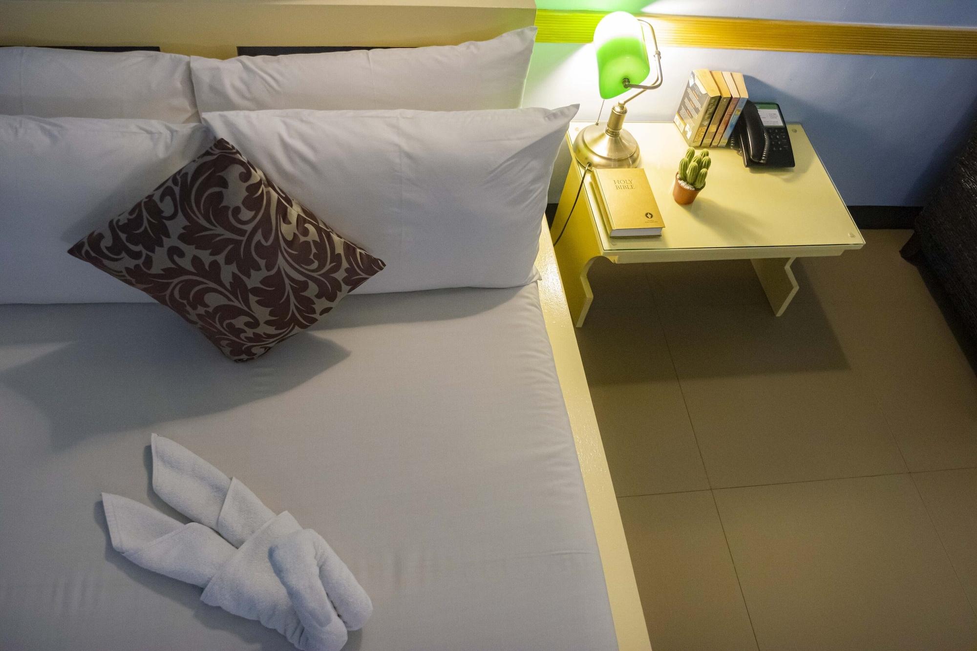 Franchise One Hotel Makati City Zewnętrze zdjęcie