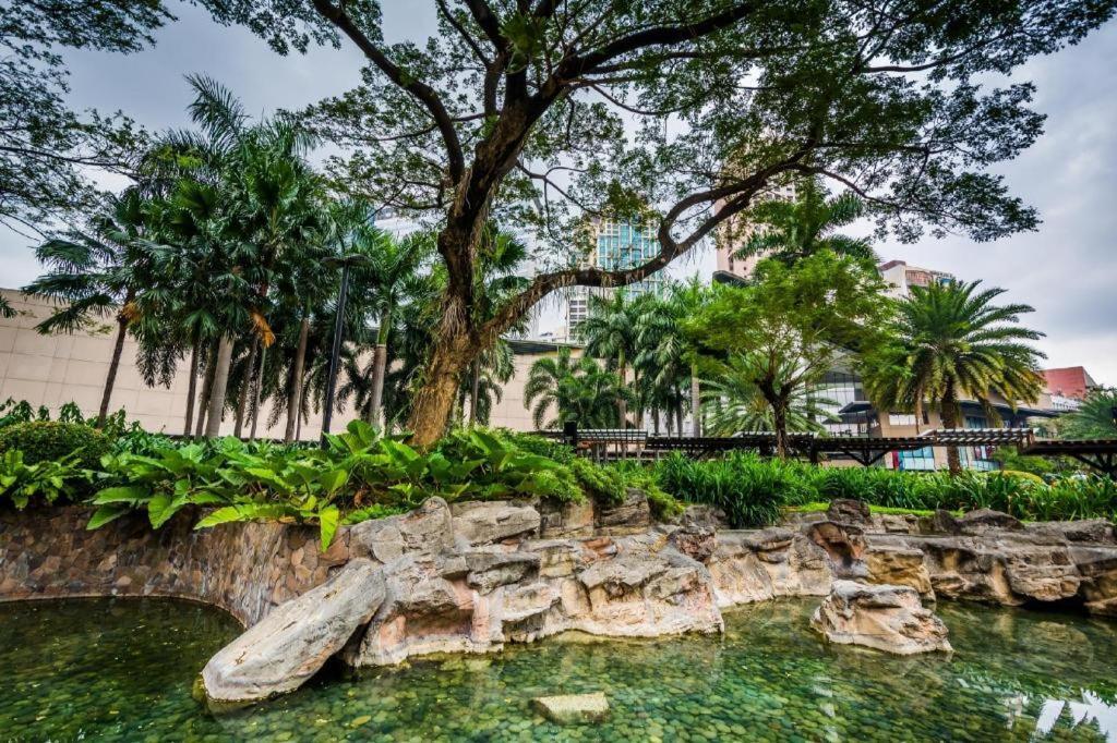 Franchise One Hotel Makati City Zewnętrze zdjęcie